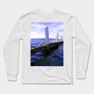 Pier Down at the beauty of Mallacoota Long Sleeve T-Shirt